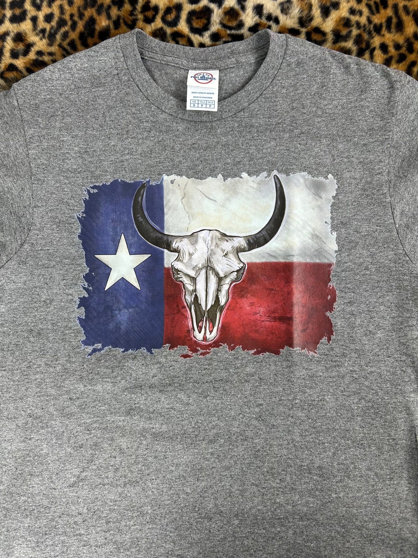 Unisex Longhorn Texas Flag Grey T-shirt