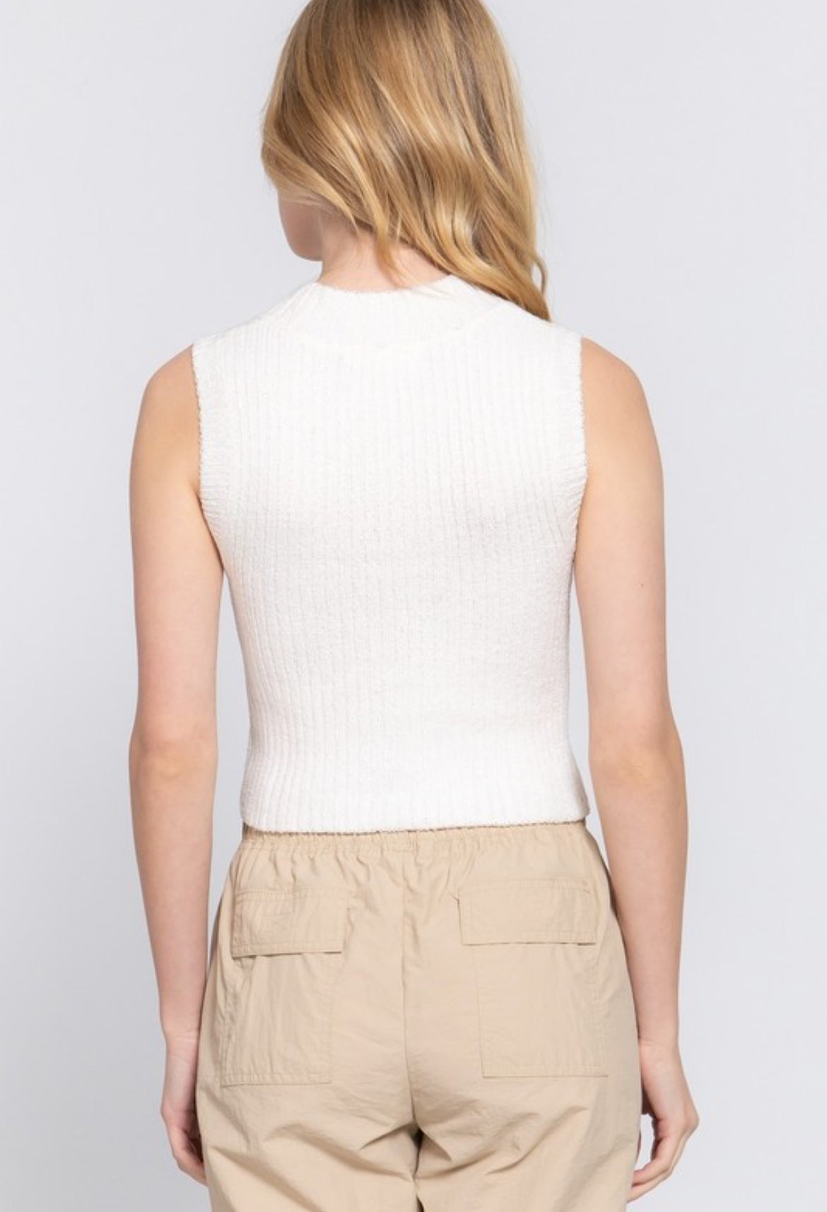Ivory Sleeveless V-neck Sweater Vest Top