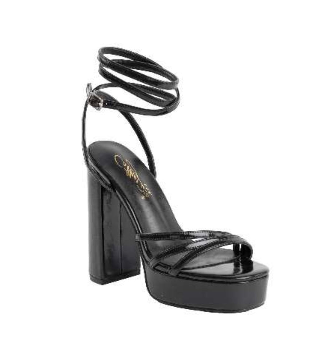 Ara-12 Block Wrap Heels