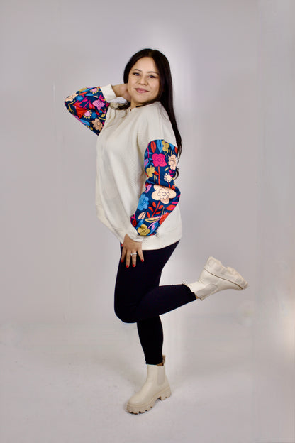 FLOWER SLEEVE SWEATER