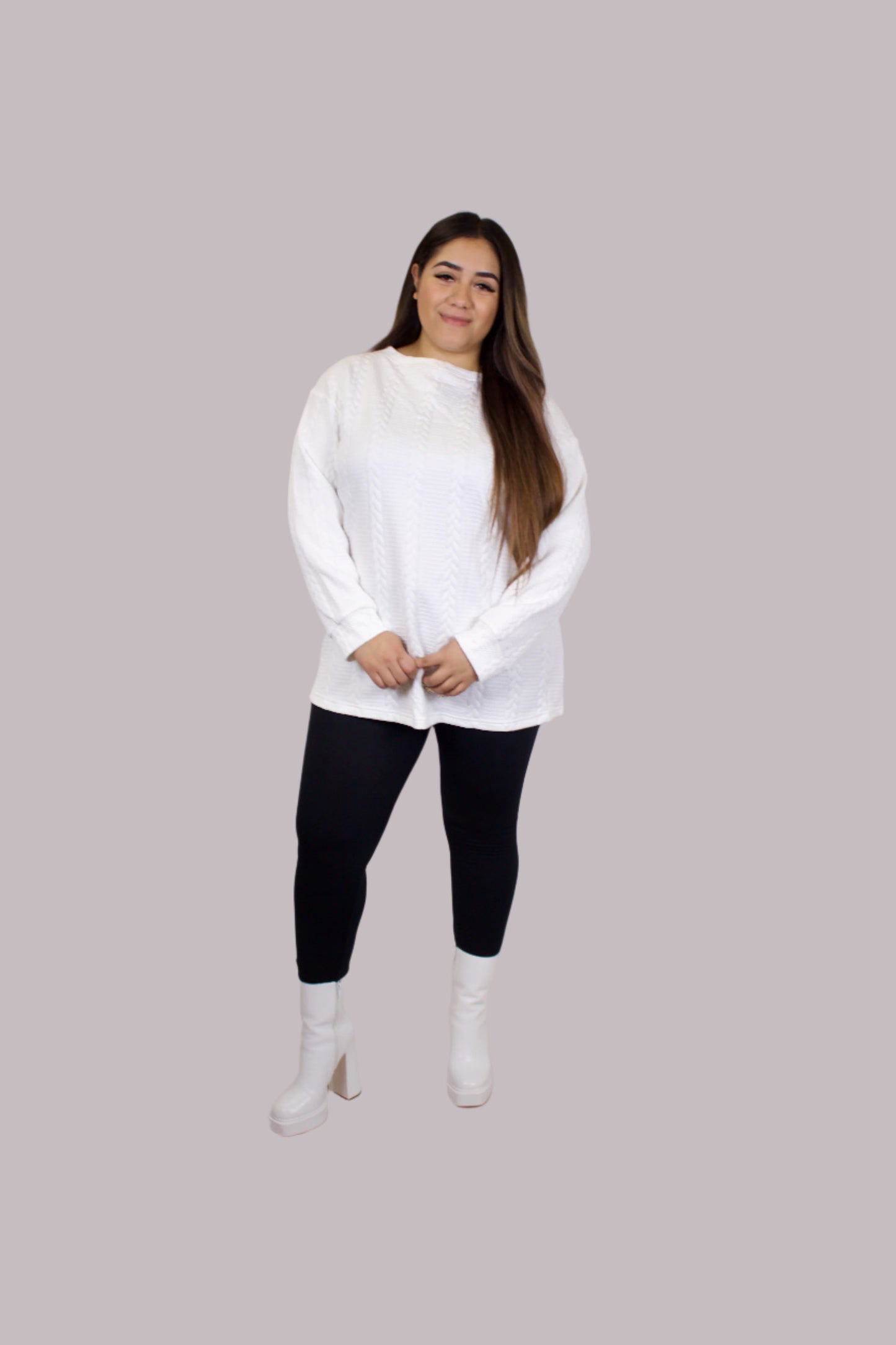 PLUS KNITTED WHITE OVERSIZED SWEATER